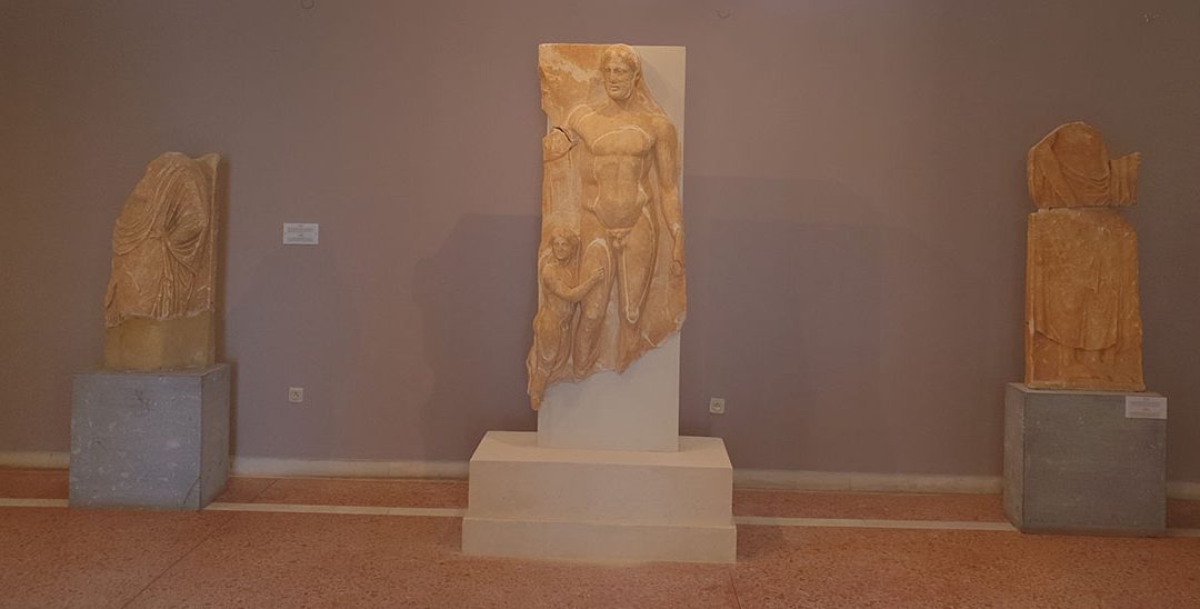 Στο Αρχαιολογικό Μουσείο Τήνου η επιτύμβια στήλη από το Ξώμπουργκο