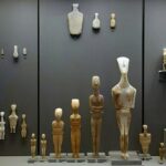Στην Ολομέλεια της Βουλής η κύρωση της συμφωνίας για την επιστροφή αρχαιοτήτων του κυκλαδικού πολιτι...